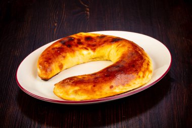 Plaka lezzetli sıcak simit