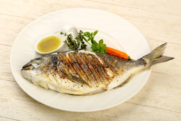 Grilled dorado fish with sauce, thyme and basil — Stock Image Grilled Dorado Fish Sauce Thyme Basil Stock Photo
