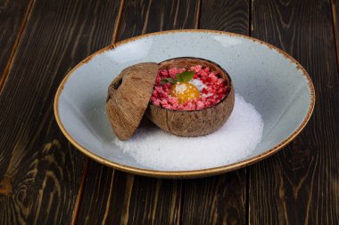 Hindistan cevizi ile shugar tatlı