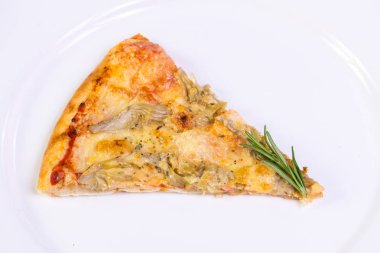 Lezzetli Pizza assortie sosis, mantar ve sebze