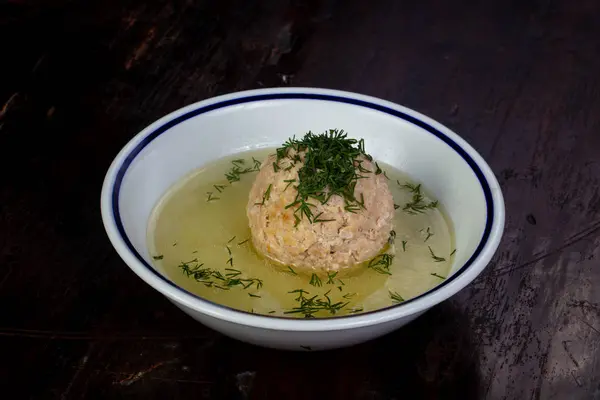 Суп Мясом Укропом — стоковое фото