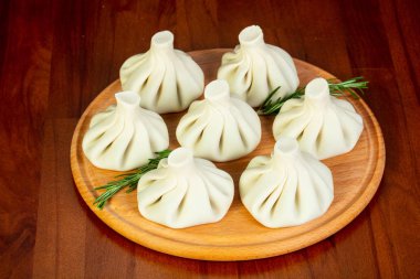 Etli Gürcü geleneksel Hıngel