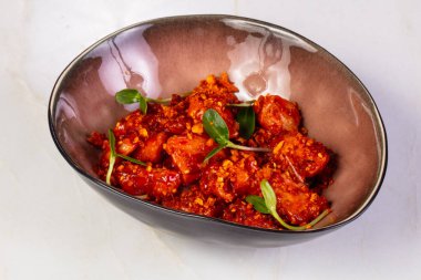 Kung pao tavuk biber ile