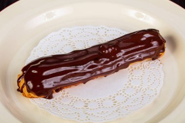 Pasta pasta plaka çikolata ile