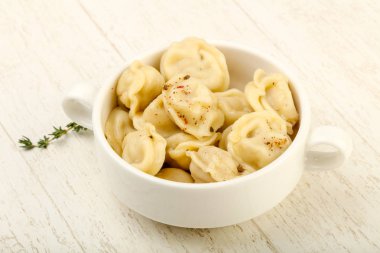 Rus köfte kase biber ve tereyağı ile