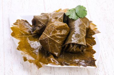 Beyaz geleneksel dolma etli