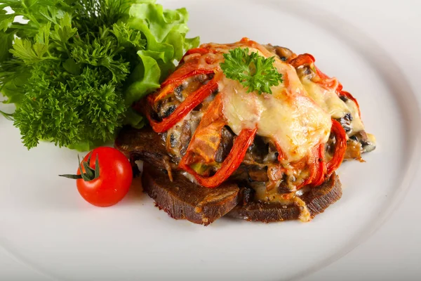 Pişmiş domuz dil salata