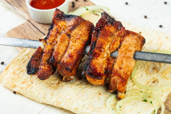 Grilled Pork Ribs Skewer Kebab — Stock Photo, Image