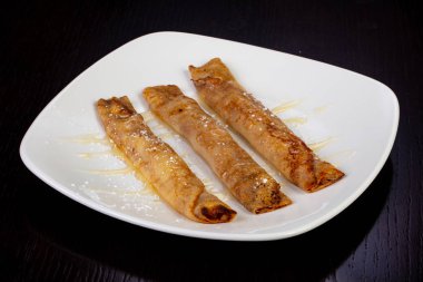 Apple ile lezzetli gözleme rulo