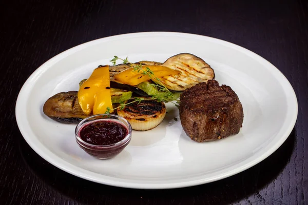 Delicious beef stake and vegetables