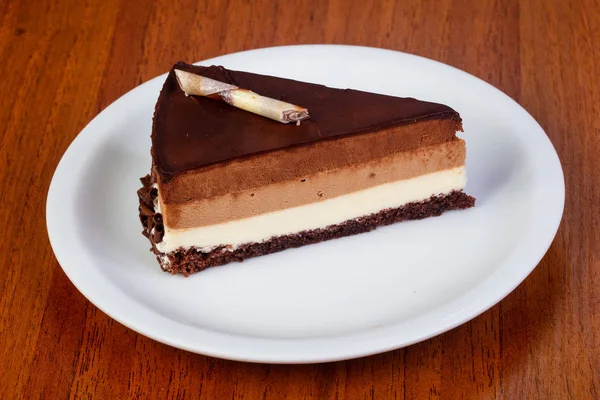 Finom Darab Három Csokoládé Torta — Stock Fotó