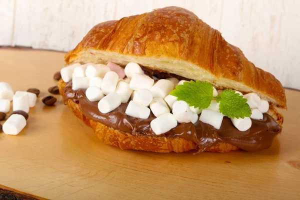 Croissant Marshmallow Chocolate — Stock Photo, Image