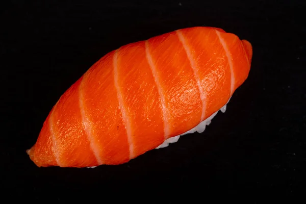 Lazac Ízletes Hagyományos Japanesse Sushi — Stock Fotó