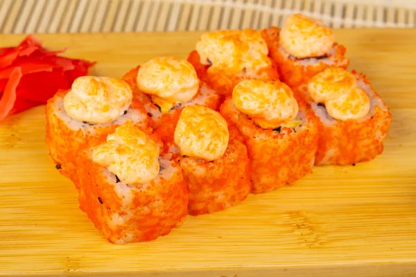 Sushi Gulung Banzai Lezat Dengan Keju — Stok Foto