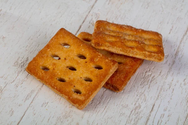 Tuzlu kraker iştah açıcı yığını