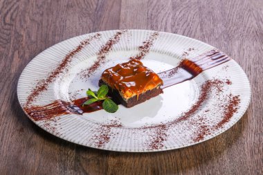 Karamel hizmet karamel kek kek