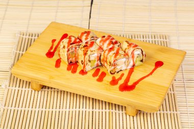 Reçel tatlı kremalı rulo