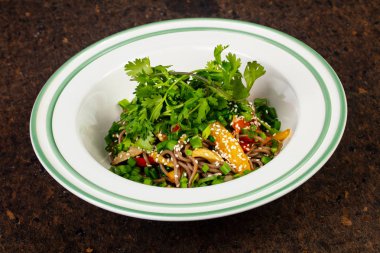 Lezzetli makarna erişte makarna