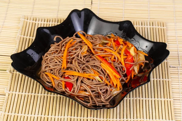 Appetizing Buckwheat Noodles Carrot Tomatoes — Stock Photo, Image