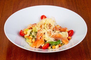 Domates ile lezzetli somon korkumu der ki