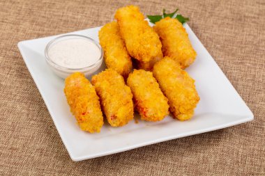 Yengeç eti sopa tempura sos ile