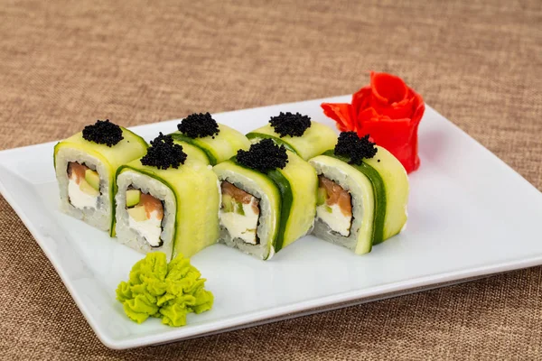 Japanese Cold Traditional Salmon Roll — Stock Photo, Image