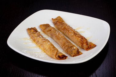 Apple ile lezzetli gözleme rulo