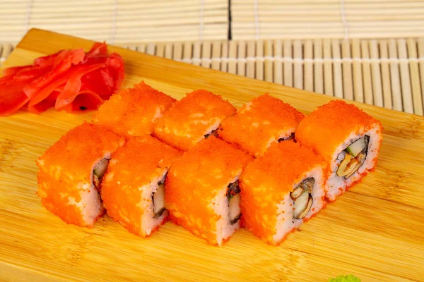 Köstliche Lachshaut Sushi Rollen — Stockfoto