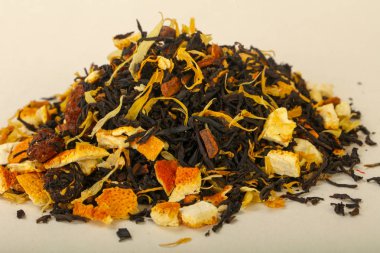 Aroma çay yığın meyve, meyveler ve otlar ile