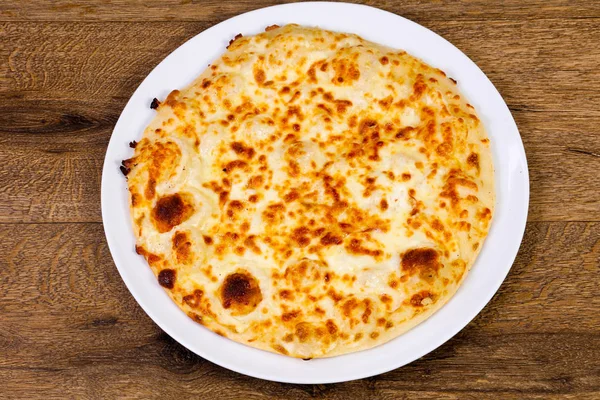 Пицца Горячим Сыром — стоковое фото