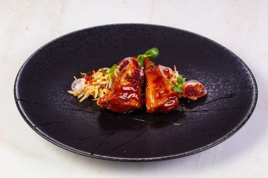 Erik soslu kuzu robata