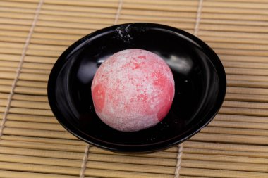 Lezzetli çilek daifuku pirinç çöl