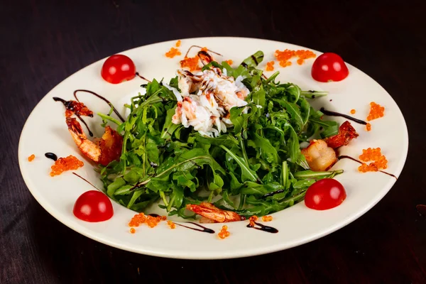 Salad Prawn Crab Served Red Caviar — Stock Photo, Image