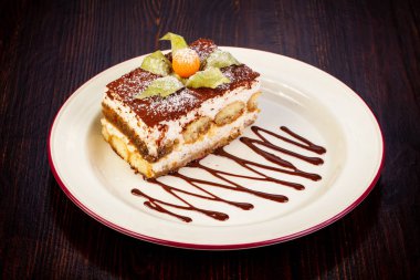 Chokolate servis ünlü Tiramisu pasta