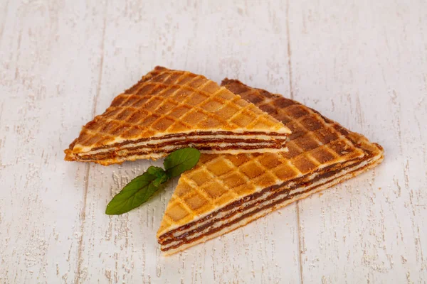 Süße Waffel Mit Beerenmarmelade — Stockfoto