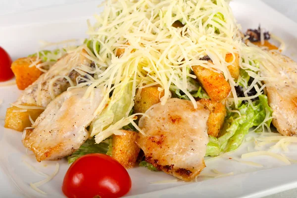 Caesar Salad Chicken Cheese — Stock Photo, Image