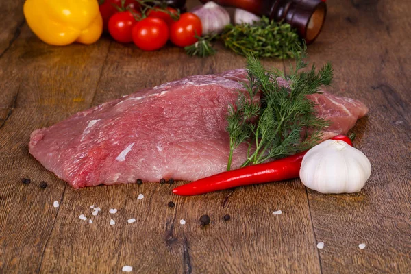 Carne Crua Porco Sobre Fundo Madeira — Fotografia de Stock