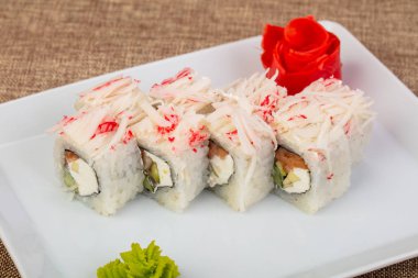 Yengeç etli geleneksel Japon dürümü