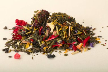 Aroma çay yığın meyve, meyveler ve otlar ile