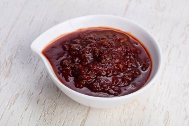 Baharatlı kase chili sos