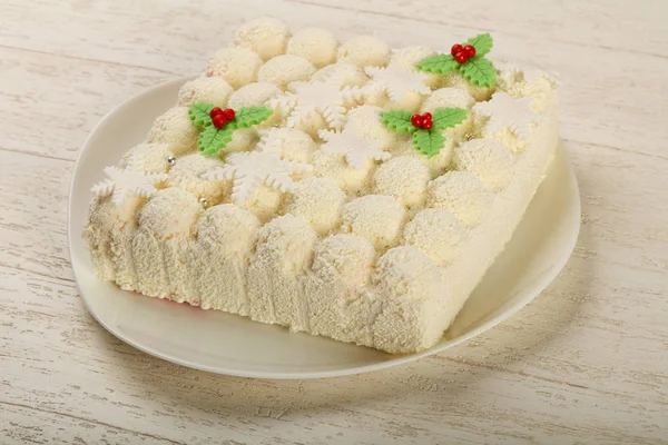 White cake with cream