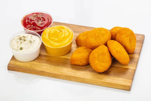 Nuggets Frango Saboroso Com Molho — Fotografia de Stock