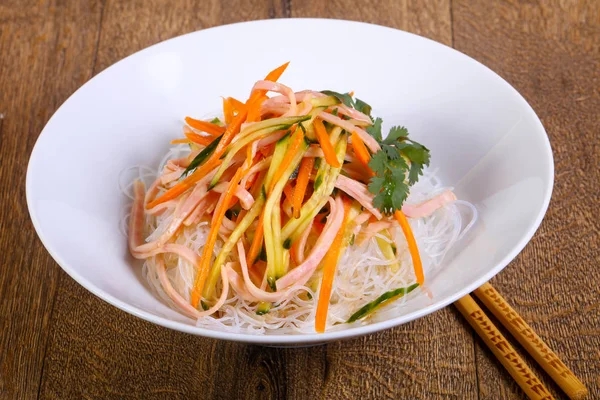 Salata vith şehriye, pastırma ve sebze