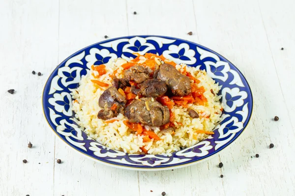 Havuç ve baharat ile kuzu pilav