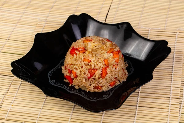 Tyahan sebze ile lezzetli tabak