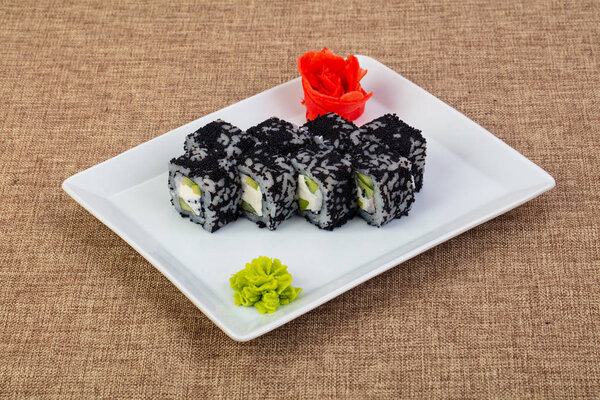 Roll with prawn and tobiko