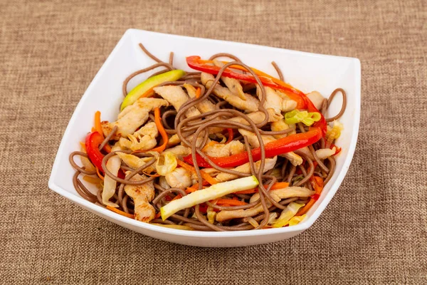 Soba Nudlar Med Fläsk Vegeetables Och Kryddor — Stockfoto