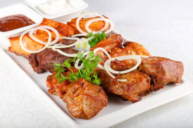 Barbekü mix - tavuk, domuz, sığır eti ve somon