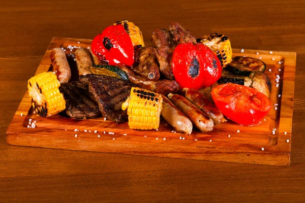 Izgara et karışımı plaka