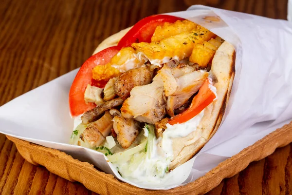 Gyros Pide tavuk ile